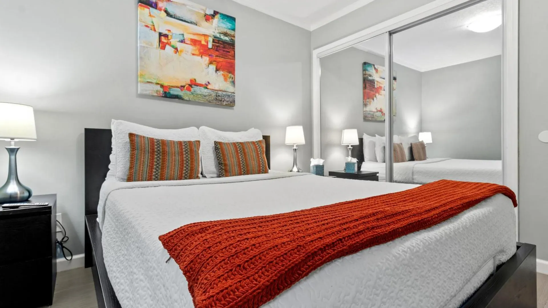 Apartment 227-Wifi, New Paint, Amazing Views, Close To Bucs Stadium Tampa